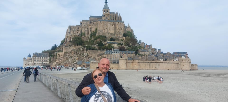 Mont Saint-Michel - Day Trip Luxury Van 7 Persons From Paris - Pickup and Drop-off Details