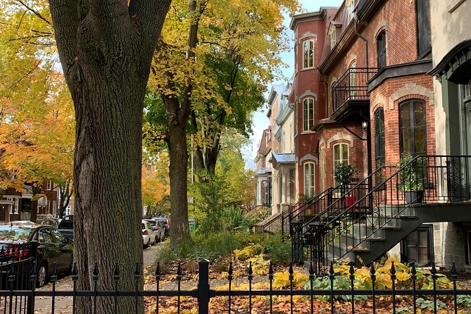 Montcalm & St. Jean Baptiste Districts Walking Tour (2,5h) - Explore Quebec City