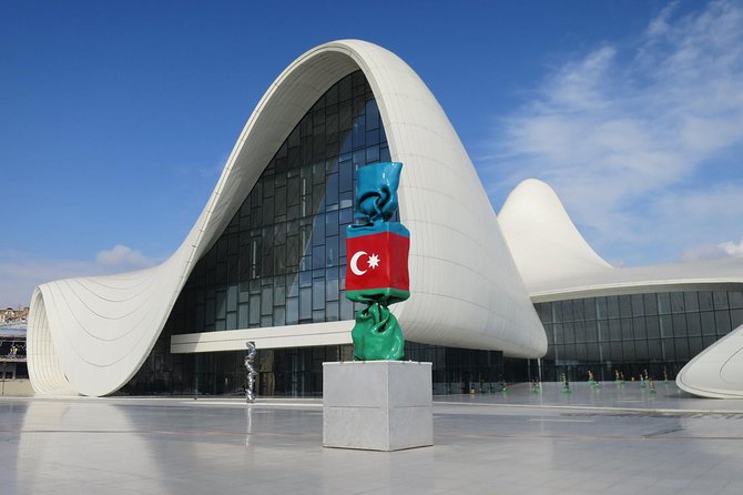 Old and Modern Baku City Private Tour (Lunch Included) - Dining Experience