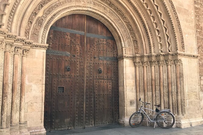 OLD TOWN | Private Guided Tour on Bike, E-Bike, E-Step or Segway - Historical Significance of Key Sites