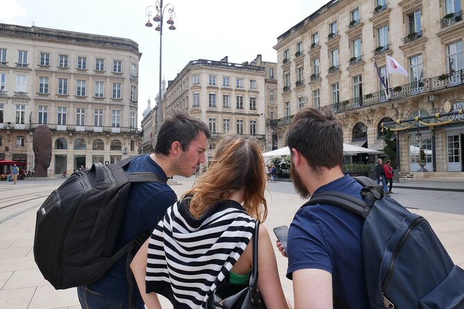 Outdoor Escape-Game | the Bordeaux Robbery - Pricing and Cancellation Policy