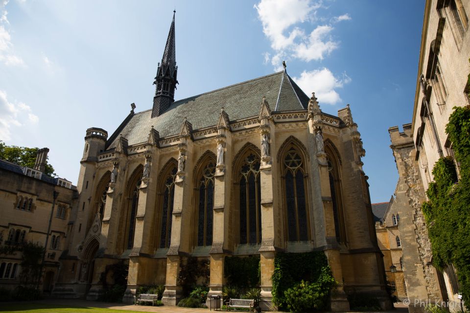 Oxford: Simply Oxford University Walking Tour - Exploring the Bodleian Library