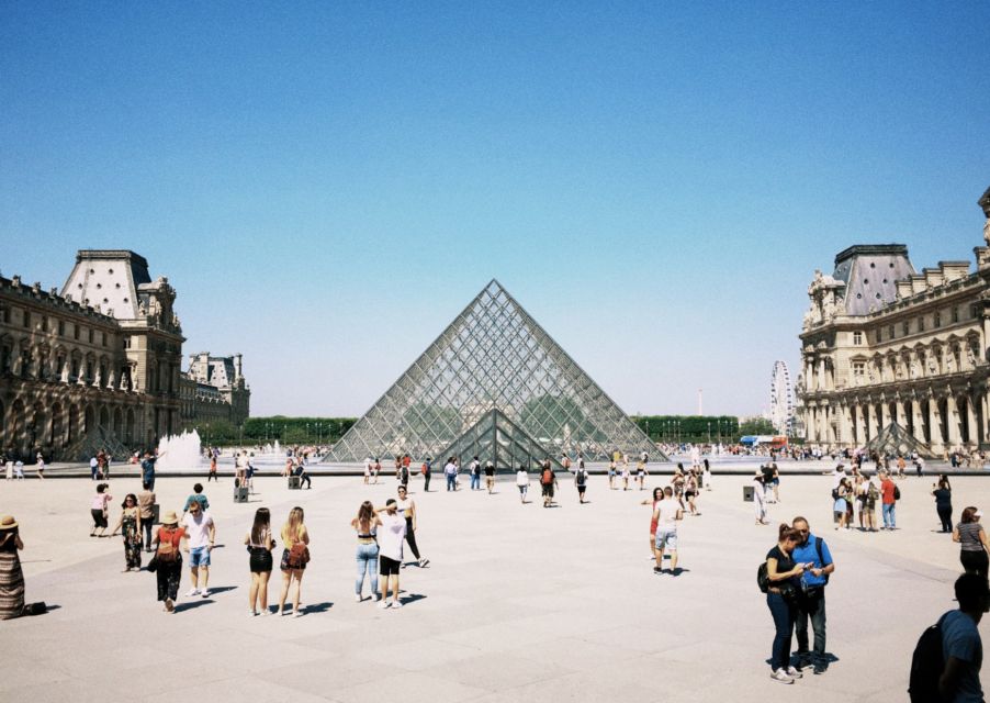 Paris: Highlights & History Self-Guided Walking Tour - Tour Accessibility