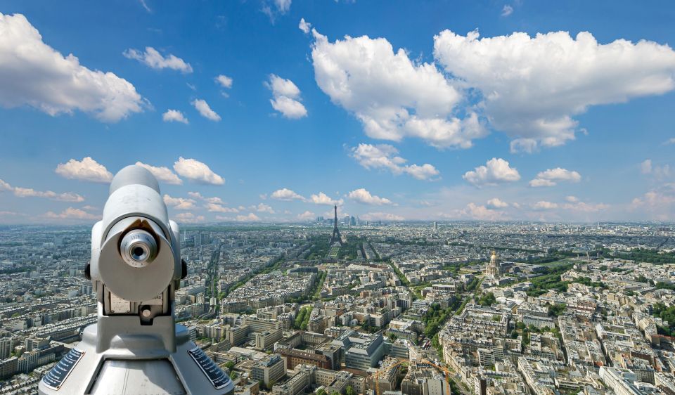 Paris Montmartre: Walking Tour With Audio Guide on App - Customer Feedback