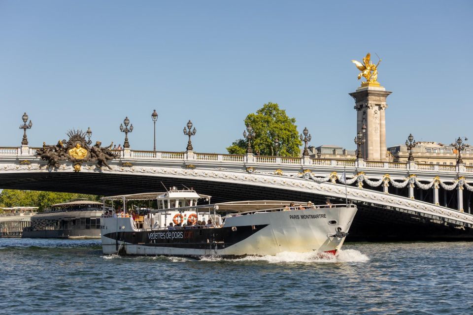 Paris: Seine River Cruise With a Live Guide - Reservation and Cancellation Policy