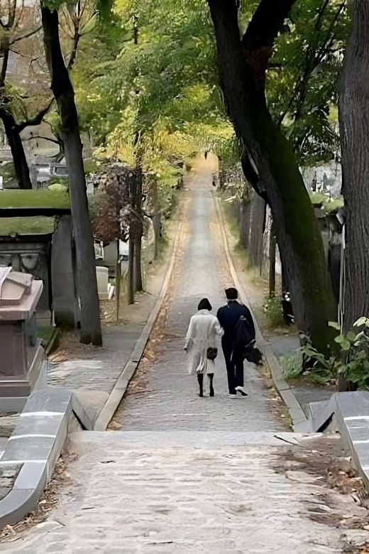 Paris: Visit Père Lachaise Cemetery Iconic Tombs - Exploring Iconic Tombs