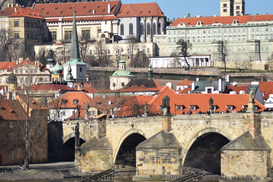 Prague: Hop-On Hop-Off Bus Tour and River Cruise Option - Customer Reviews