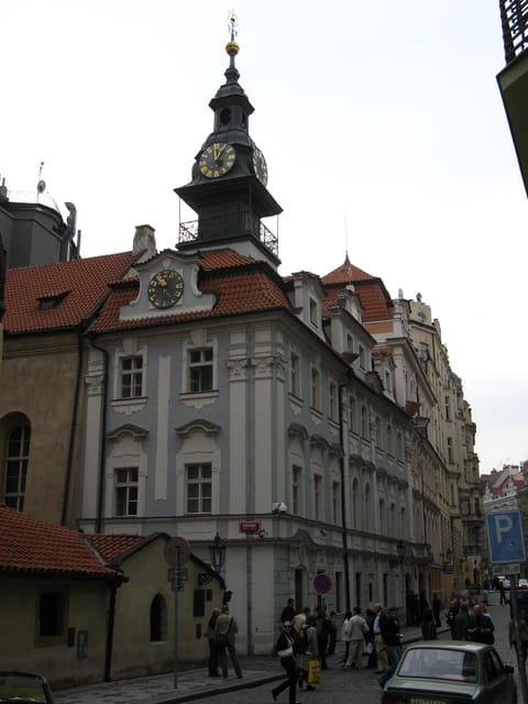 Prague: Jewish Quarter and Museum Guided Tour - Stories of Resilience