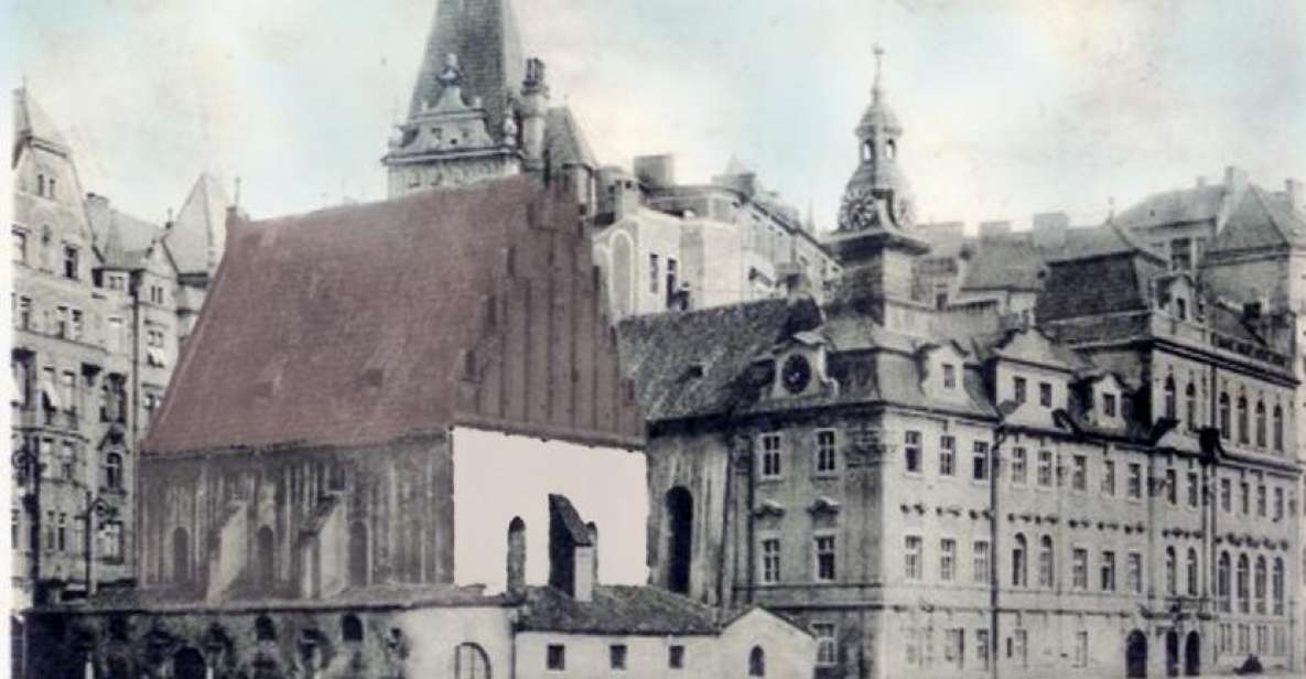 Prague: Jewish Quarter Premium Tour - Visiting the Old Jewish Cemetery