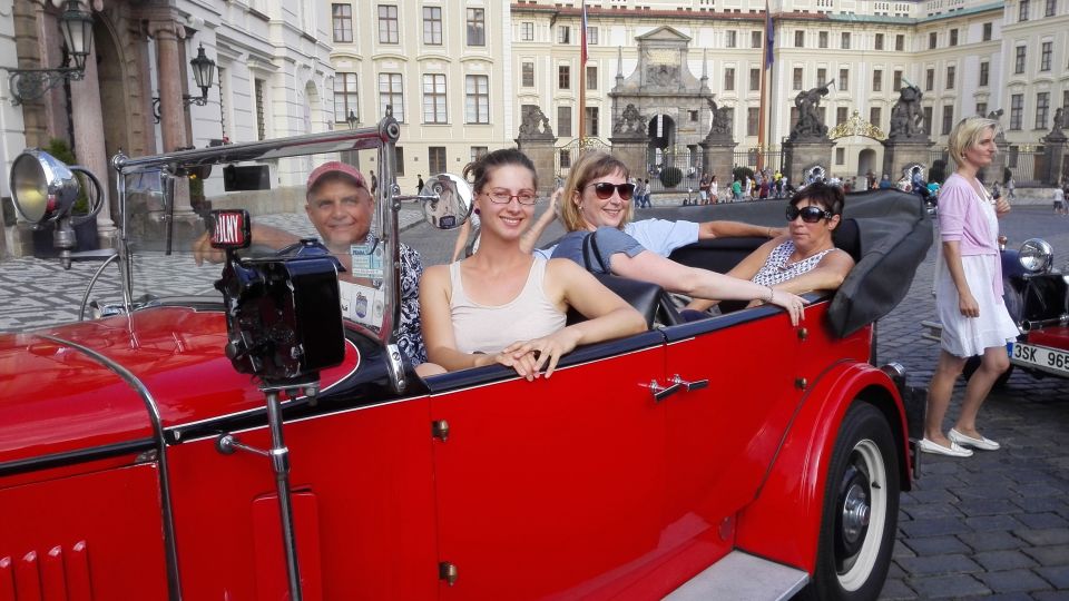 Prague: Vintage Car Ride and Walking Tour - Highlights of the Tour