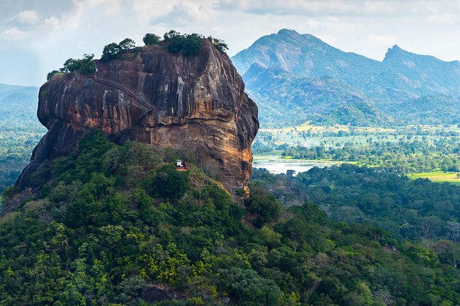 Private Day Tour to Sigiriya and Dambulla From Colombo - Dress Code Requirements