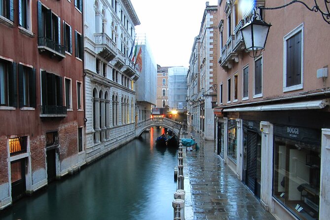 Private Full Day Tour From Milan to Venice With Local Tour Guide and Fast Train - Since You Asked