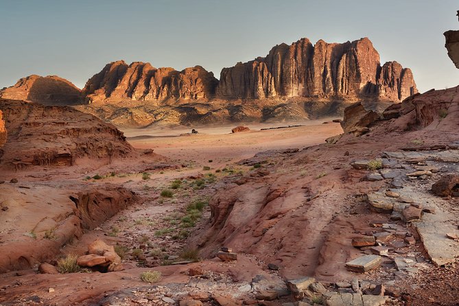 Private Full-Day Wadi Rum and Petra Tour From Aqaba - Guided Tour Experience