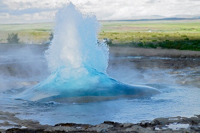 Private Golden Circle and Glacier Super Jeep Tour From Reykjavik - Exploring the Golden Circle