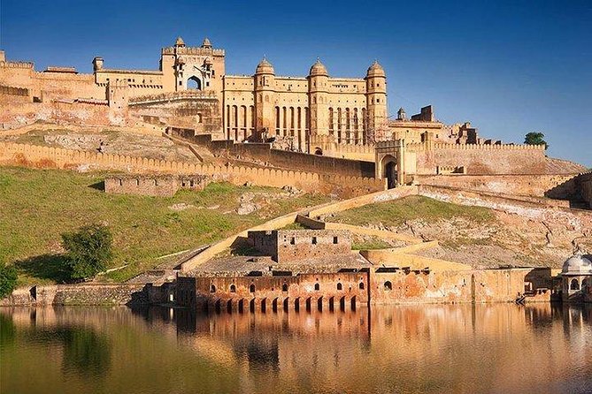 Private Jaipur Tour With Amber Fort From Delhi By Luxury Car - Dining Experience