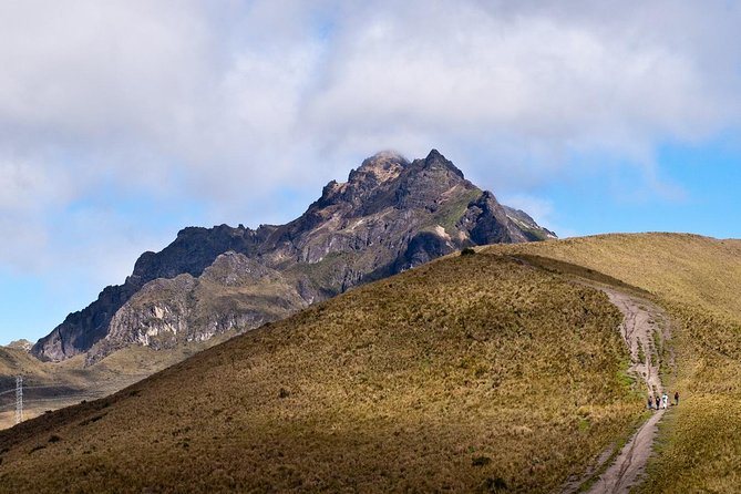 Private Quito City Tour With Teleférico and Horse Ride in Pichincha Volcano - Pricing and Cancellation Policy