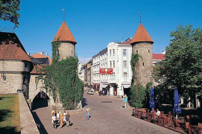 Private Self-Guided Audio Walking Tour in Tallinn Old Town - Maximizing Your Experience