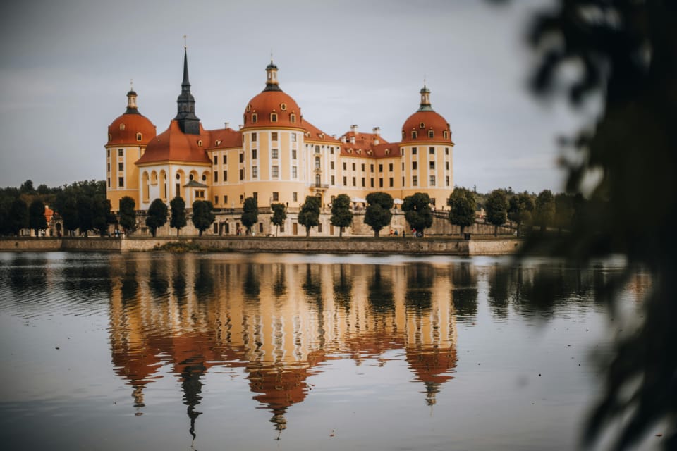 Private Sightseeing Transfer Prague - Dresden - Castle Moritzburg