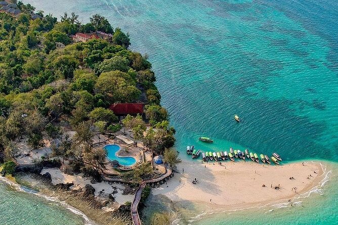 Private Stone Town, Nakupenda Beach and Prison Island Tour - Participant Information