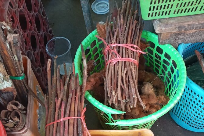 Private Tour in Belen Market, Floating City and Amazon River - Exploring the Belen Market