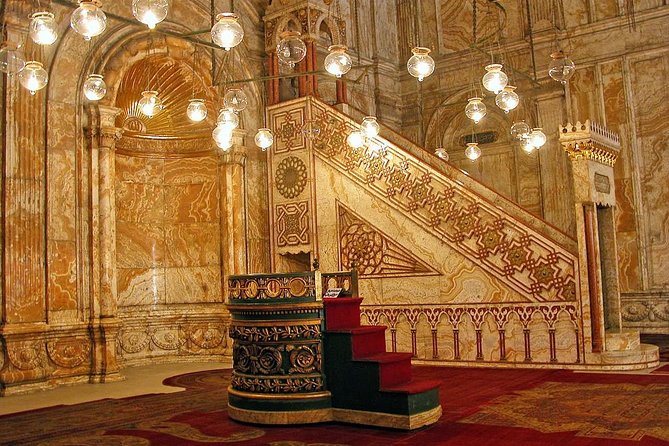 Private Tour to Coptic and Islamic Cairo - Visiting Islamic Mosques