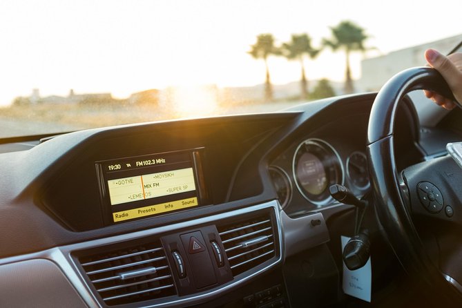 Private Transfer: Larnaca Airport to Ayia Napa With Return 1-14 Pax - Confirmation and Accessibility