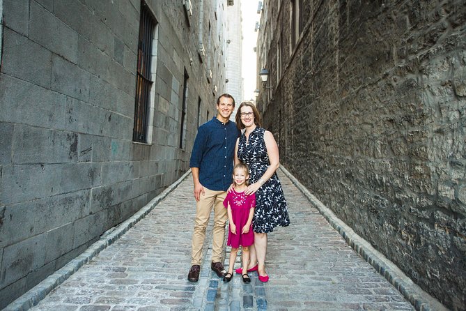 Private Vacation Photography Session With Photographer in Montreal - Booking and Cancellation Policy