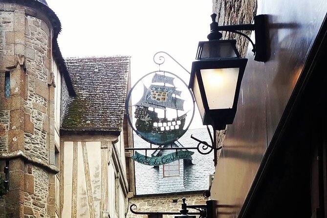 Private Walking Tour of Mont Saint Michel With a Licensed Guide - Panoramic Viewpoints and Photography