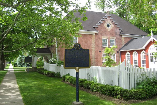 Private Walking Tour of Niagara-on-the-Lake Historic District - Visit Niagara District Court House