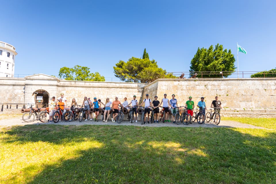 Pula E-Bike Tour: From Verudela to Pula City Center - Exploring the Amphitheatre