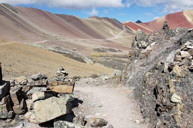 Rainbow Mountain Tour With Only 35 Minutes Hike - Getting There