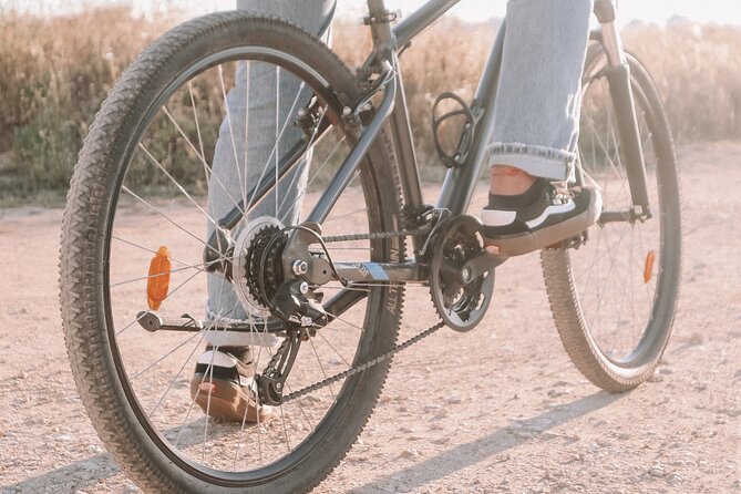 Rent Fat Tire, E-bikes, Bikes or E-scooter in Ferragudo - Contact and Additional Information