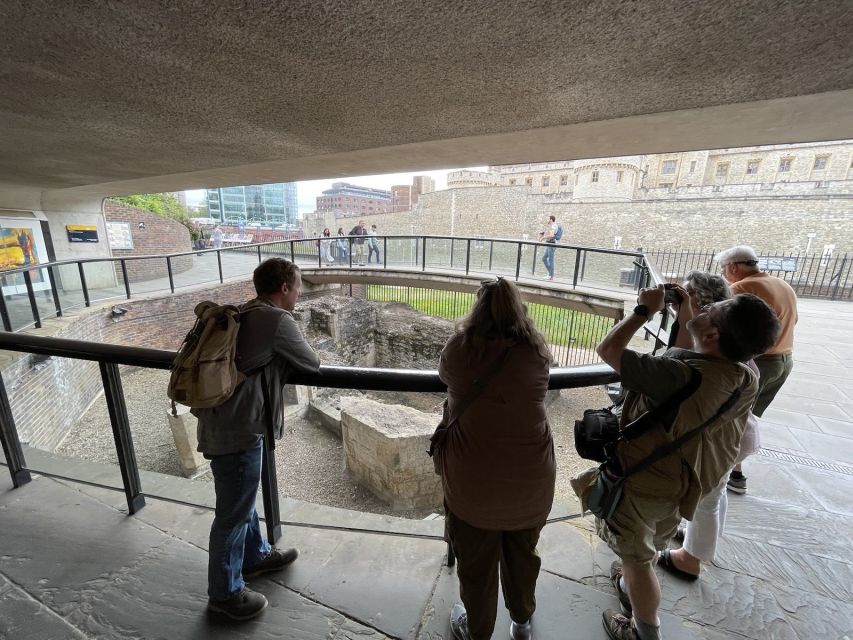 Roman Ruins to Blitz Bombings: Londons Fiery History - Exploring the Bank of England