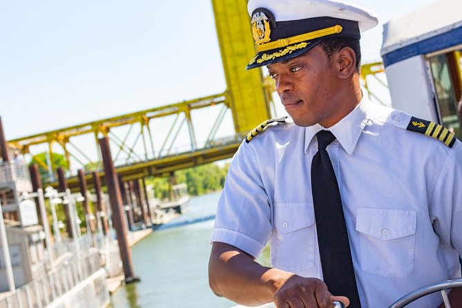 Sacramento Historic River Cruise - Parking and Transportation Options