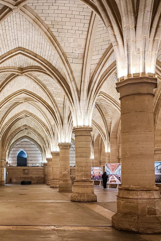 Sainte Chapelle & Conciergerie Private Guided Tour - Architectural Brilliance