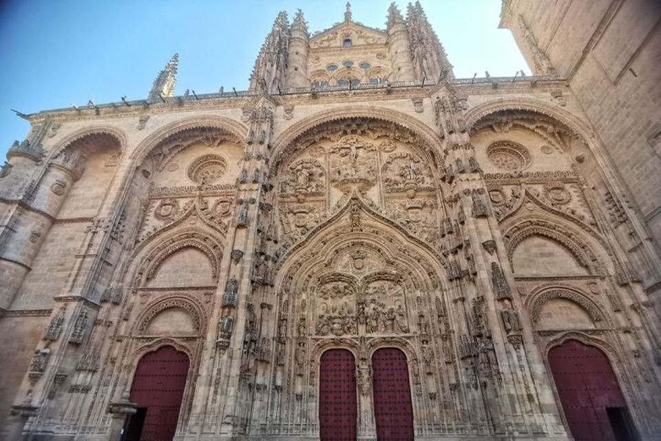 Salamanca: Guided Sightseeing Tour by Bicycle - Exploring Salamanca by Bicycle