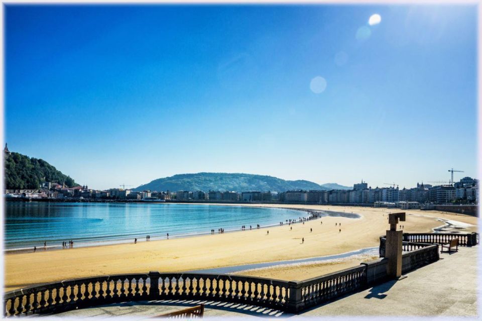 San Sebastián: Discover the City - Audio Walking Guide - Engaging With Immersive Narratives