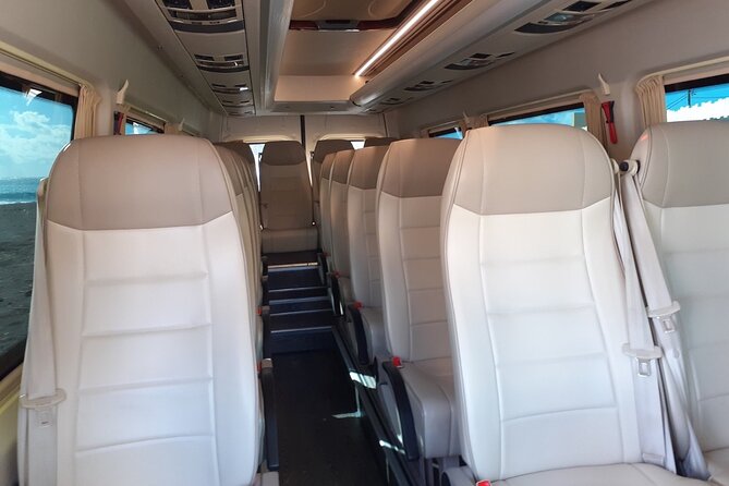 Santorini Airport to Any Hotels or Vice Versa - Reliable and Friendly Drivers