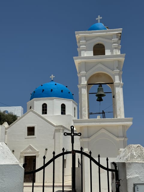 Santorini Private Driver & Guide Service - Iconic Locations and Hidden Gems