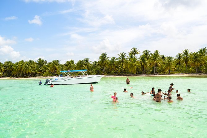 Saona Island Day Trip + Lobsters & Wine Included - Lobsters and Wine