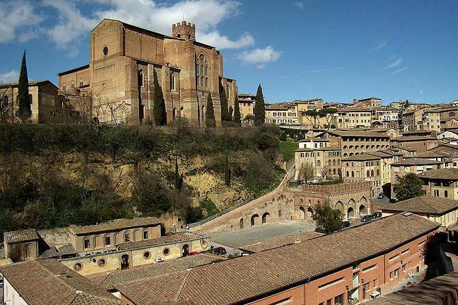 Secret Siena Walking Tour - Knowledgeable and Personalized Guidance