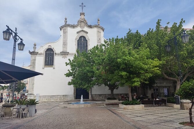 Setúbal Private Walking Tour Off-the-Beaten-Path - Convenient Access