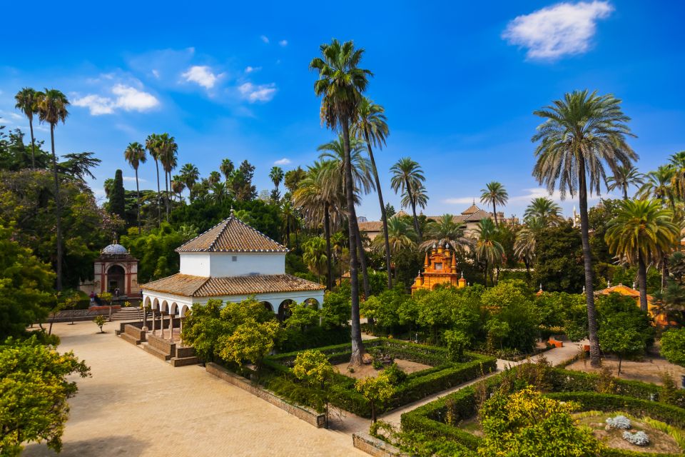 Seville: Royal Alcázar Entry Ticket - Exploring the Grounds