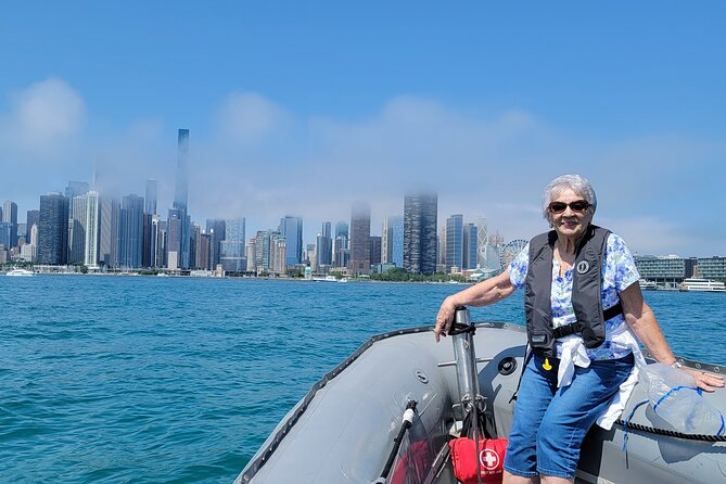 Small-Group Sightseeing Boat Tour in Chicago - Secure and Comfortable Boat Tour