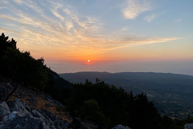 Small Group Sunset Hiking From Salakos to Profitis Ilias - Breathtaking Sunset Hike