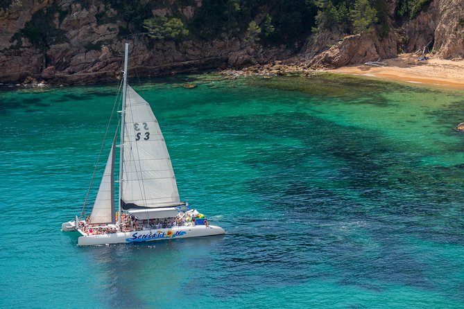Special Tour for Groups Sailing Along the Costa Brava in a Big Catamaran. Food and Drinks Included. - Group Size and Restrictions