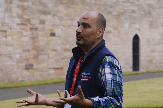Stirling, Distillery, St Andrews 1 Day in Spanish From Edinburgh - Reviews and Ratings