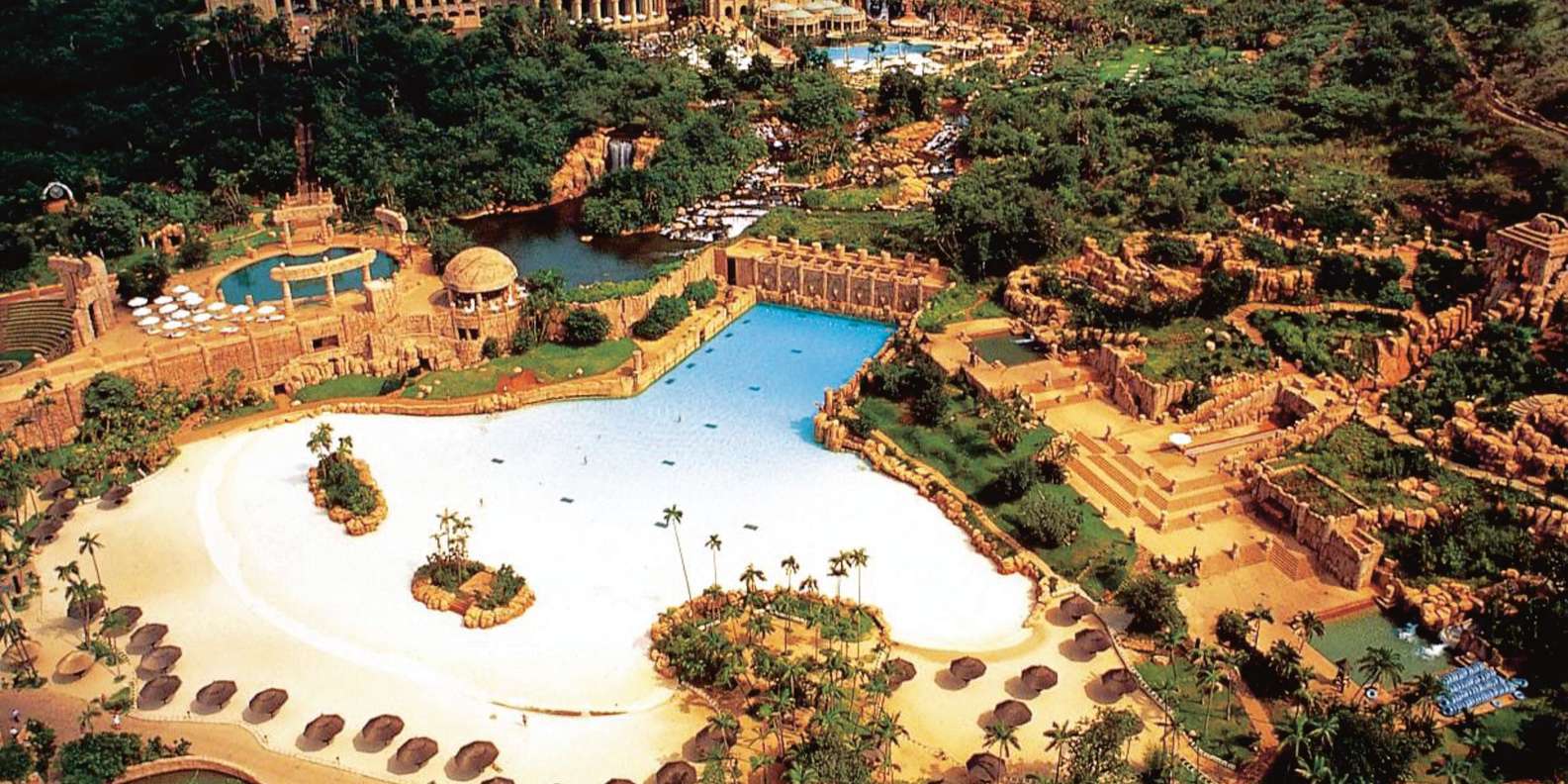 Sun City Resort Day Tour - Discovering Sun City Highlights