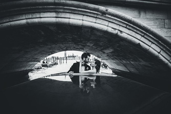 Sunrise Couple Photoshoot Tour - Booking Details