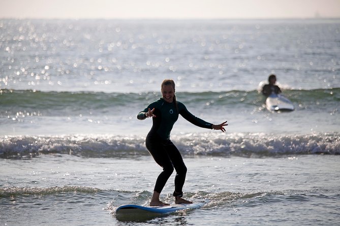 Surf School in Albufeira - Location and Transportation